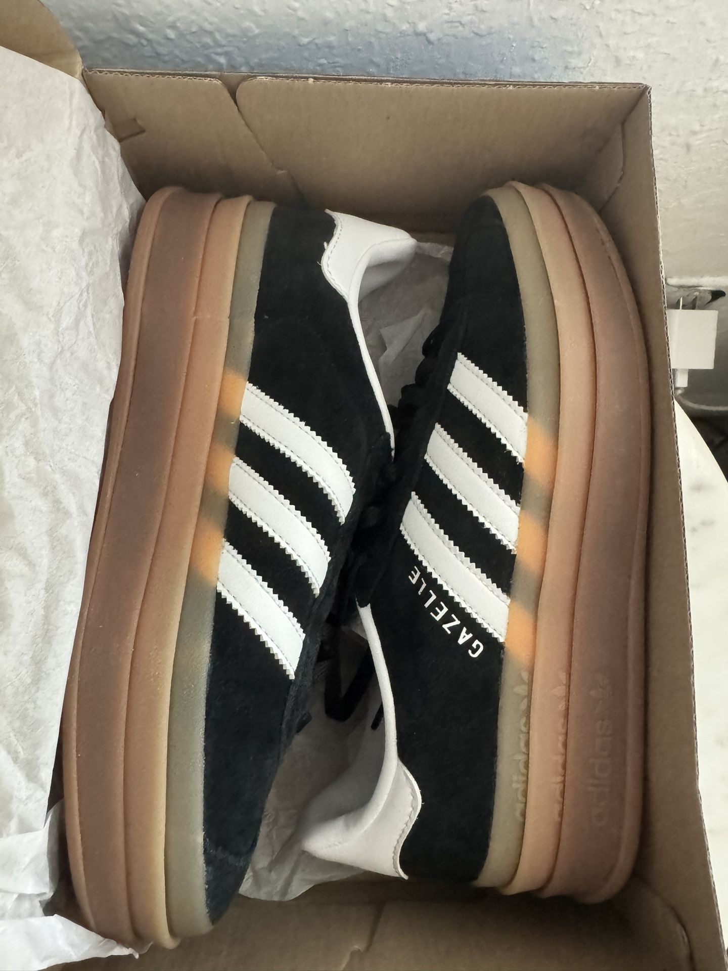 Adidas Women Gazelle Bold Size 6