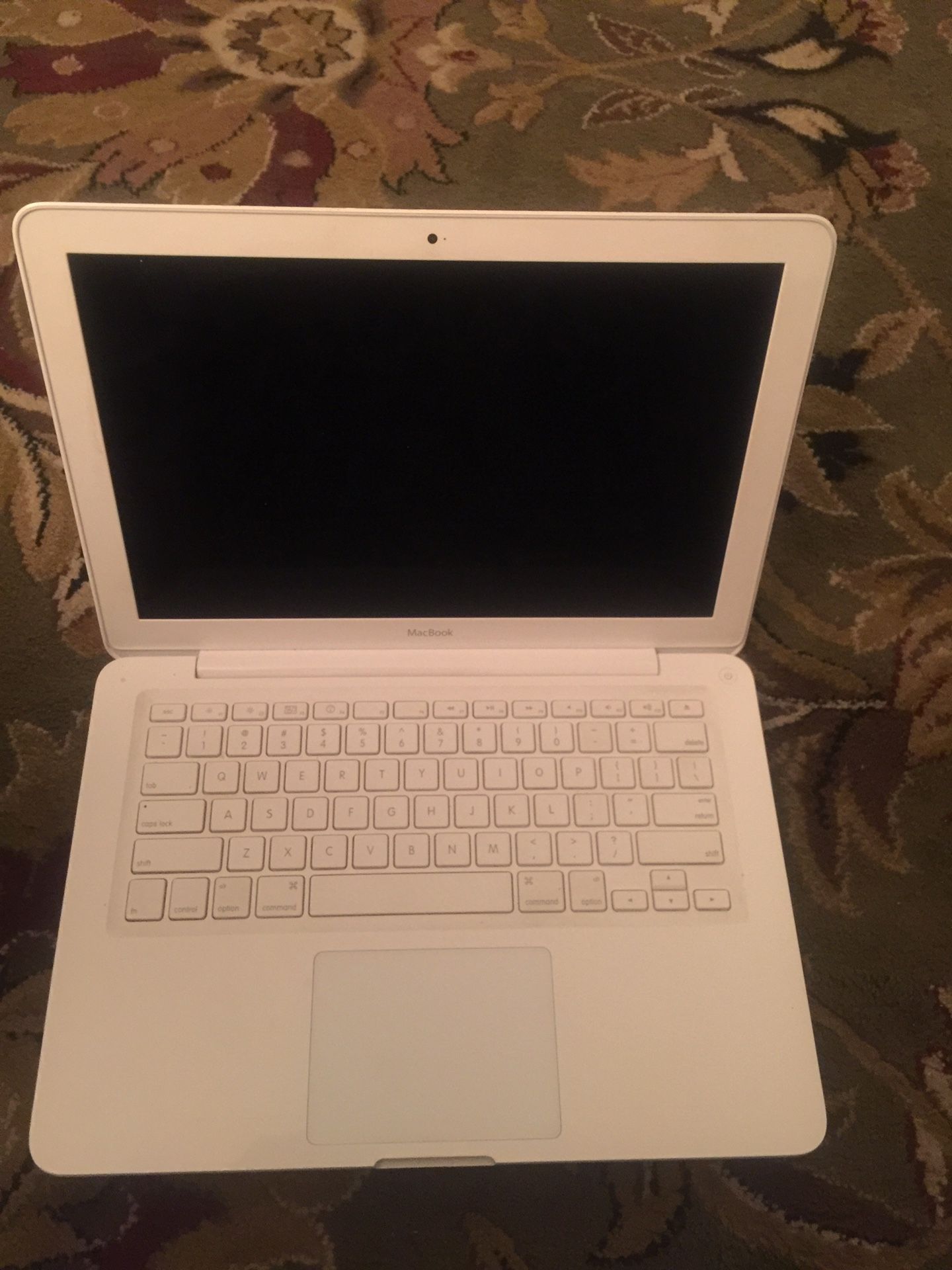 2010 unibody MacBook serious only please read