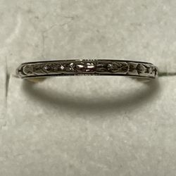 25% PRICE REDUCTION!!! Birthday Holiday Vintage Antique 10 karat white gold baby ring