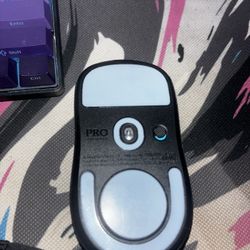 Logitech GPro super light v2 + apex pro mini wired