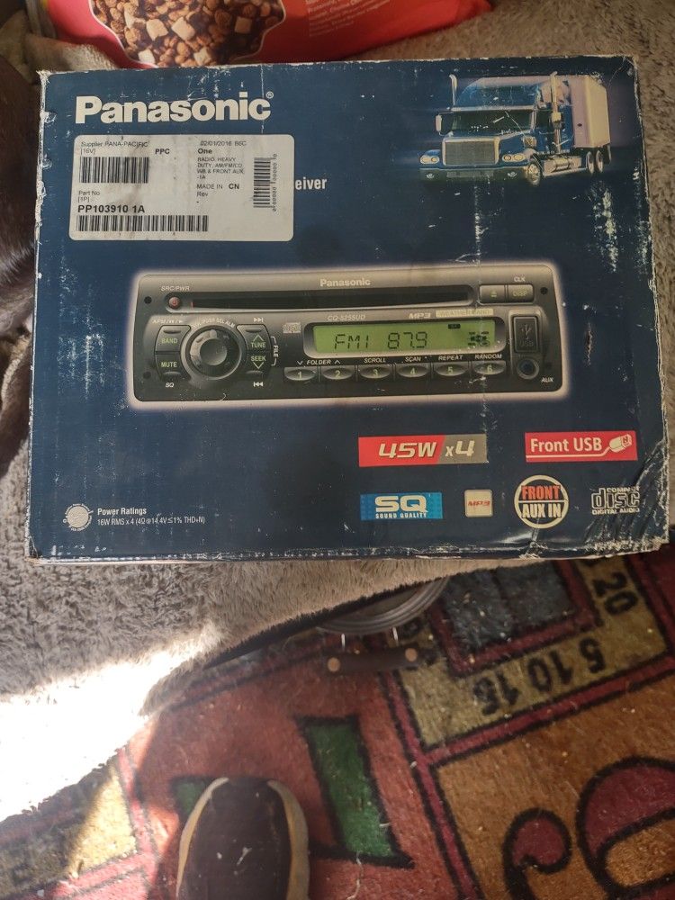 Panasonic Semi Truck In Dash CD Radio