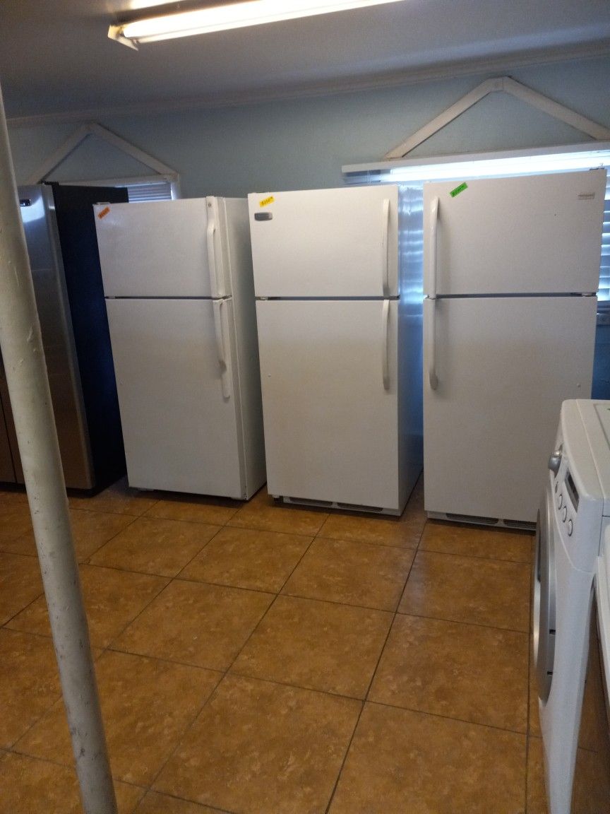 Refrigerator Standar GE