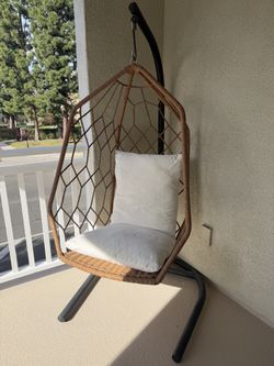 Hanging Egg Chair