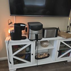 Keurig Coffee Maker, Air Fryer & Toaster
