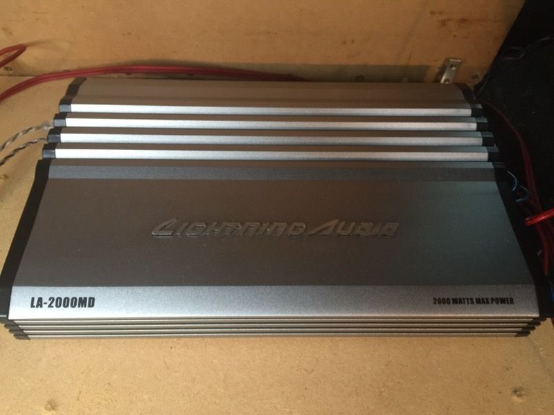 Lightning Audio LA 2000MD Amp