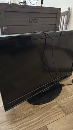 Dynex tv w/remote