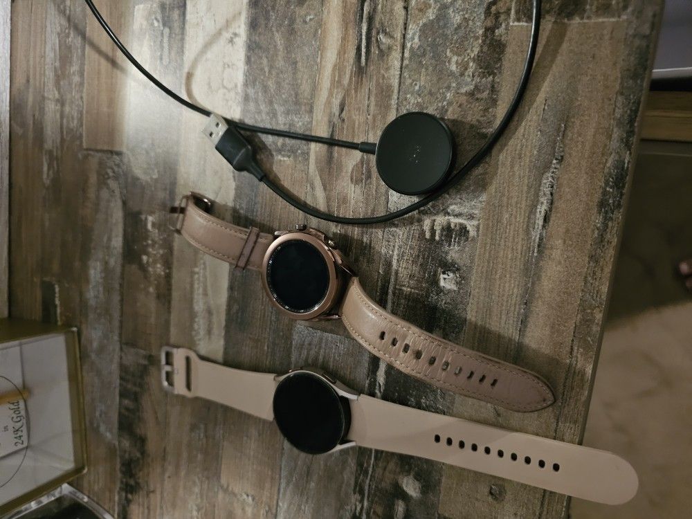 Samsung Galaxy 4 Watches