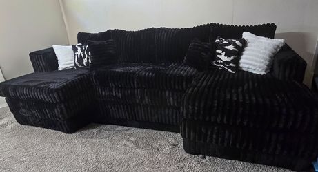 Sectional couch