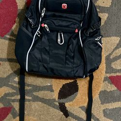 SWISSGEAR 6752 ScanSmart Laptop Backpack LIKE NEW