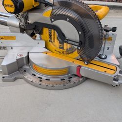Dewalt Miter Saw  DWS779