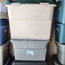 Giant Sterilite STORAGE CONTAINER BIN HINGED  CHEST