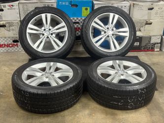 Mercedes rims Wheels 19 inch factory 5 lugs bolt pattern 112 mm set of 4
