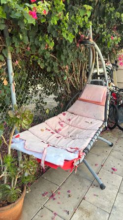 Hammock hang  free