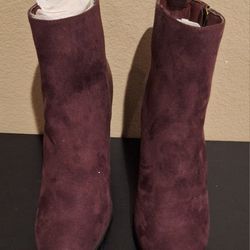 Daulphine Block High Heel Bootie in Wine