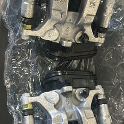 20-26 Chevy Silverado Rear Caliper Assemblies