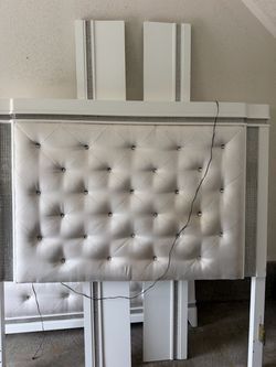 Queen size bed frame lights up