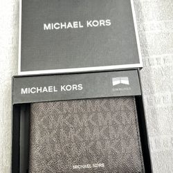 Men's Michael Kors Wallet Brown for Sale in Wilmington, CA - OfferUp