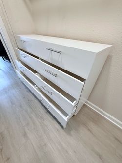 Modern White 8-Drawer Dresser – $50
