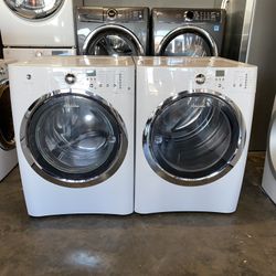 ELECTROLUX XL CAPACITY WASHER DRYER STEAM ELECTRIC SET 