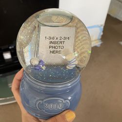 Musical snow globe with Your Photo