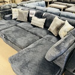 Beautiful Double Chaise Sectional! 
