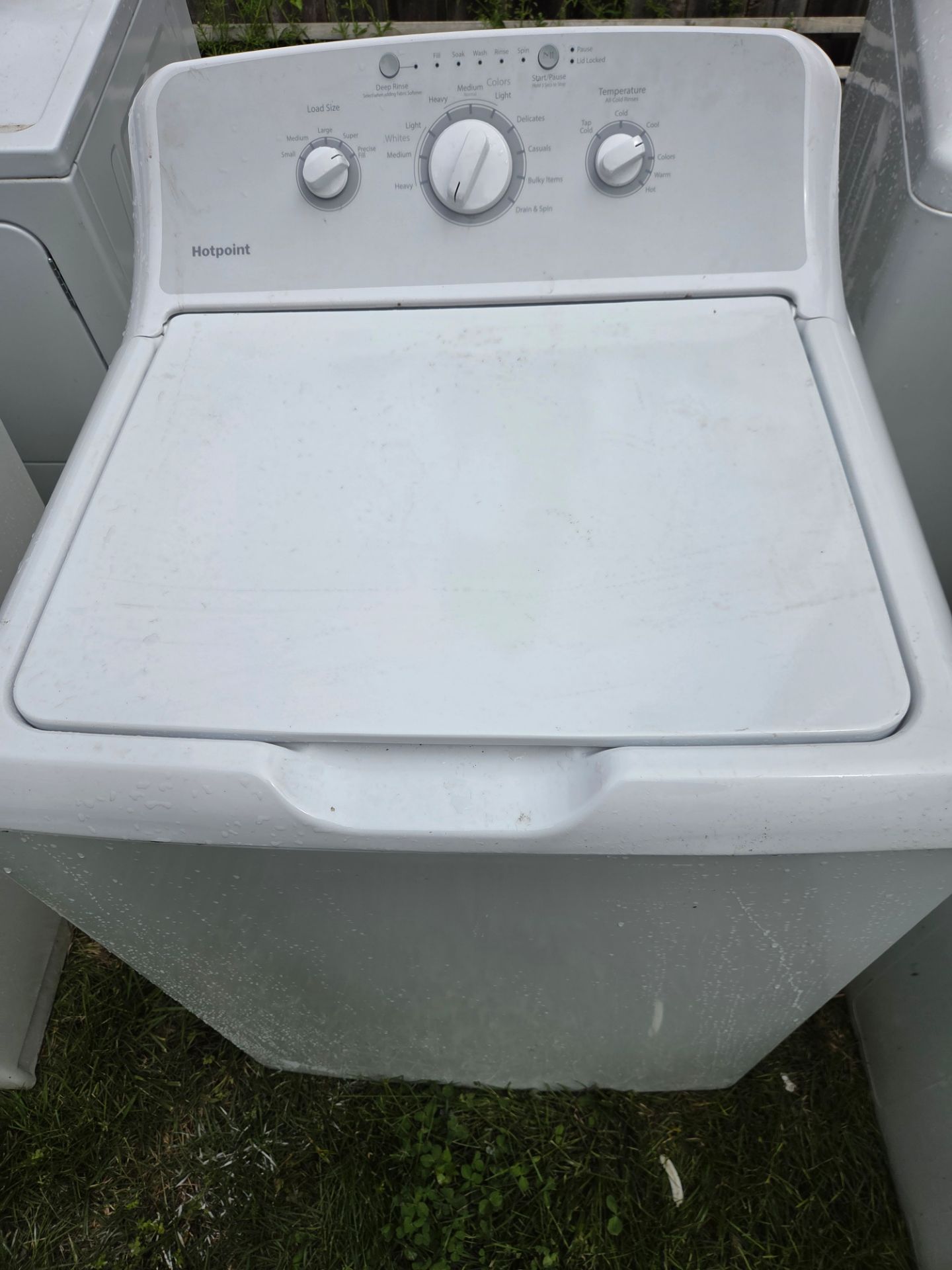 MATCHING SET HOTPOINT WASHER W/AGITATOR AND ELECTRIC DRYER