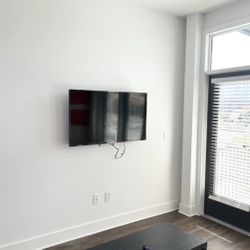 Westinghouse 50in tv