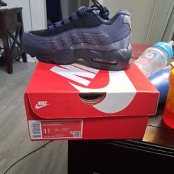 AIR MAX 95 RECRAFT LTR