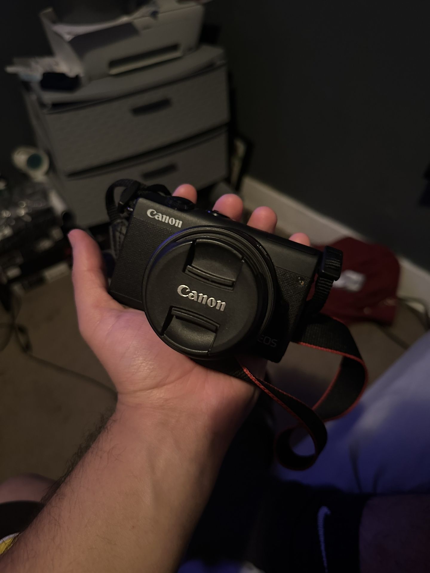 Canon EOS M200 Camera 
