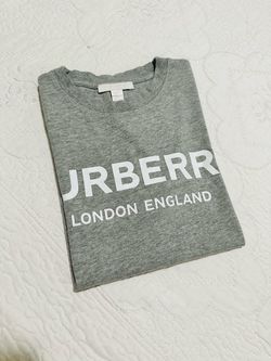 Size: 10 youth Burberry Cotton grey graphic short sleeve T-shirt Grey