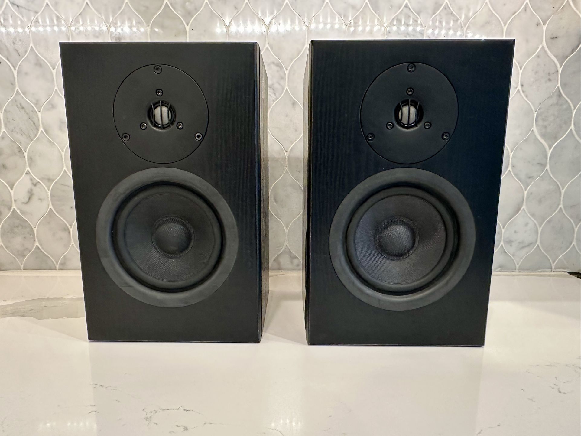 Linn Kan Speakers