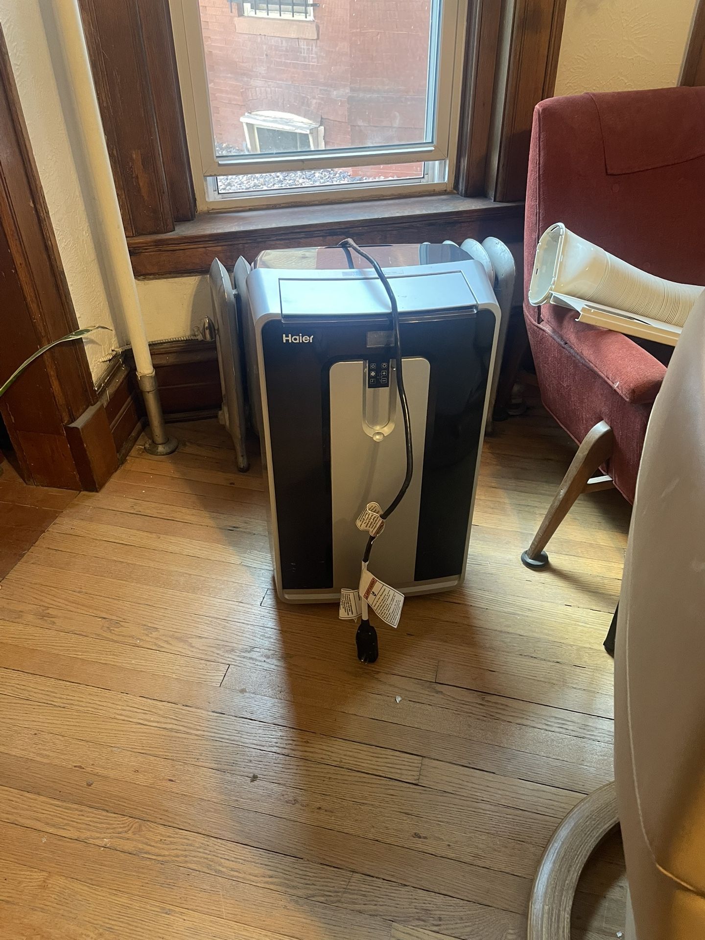 Haier Standing AC unit Model HPN12XCM
