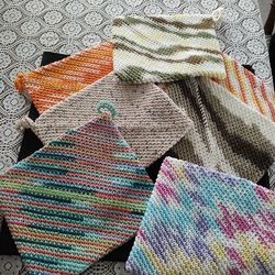 Great for Easter and Mother's day. Large double thick cotton potholder/ Hotpads . Price firm. Price EACH. No holds