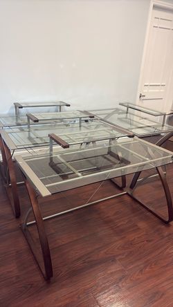 Office desks - 4 desks