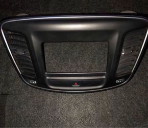 2015-2016 CHRYSLER 200 CENTER DASH AUDIO RADIO BEZEL