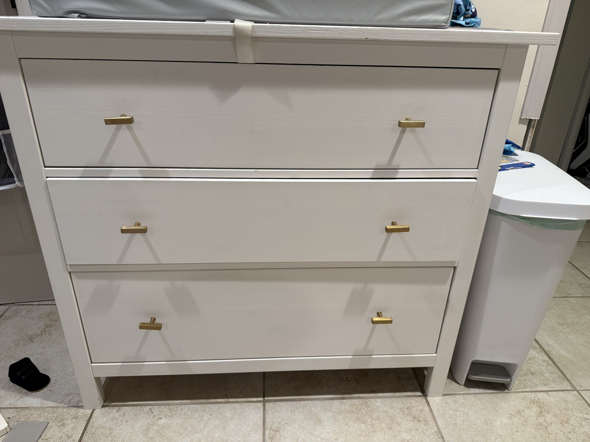 IKEA HEMNES 3-drawer dresser