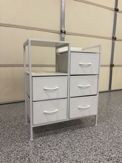 White 5-drawer storage dresser/organizer
