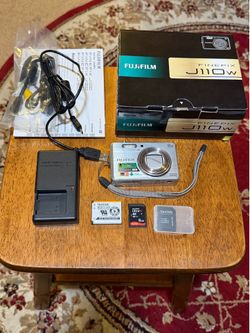 Fujifilm FinePix J110w Digital Camera
