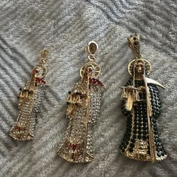 Santa Muerte San Judas Gold Plated. 