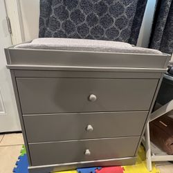 dresser baby changing table 3 drawers