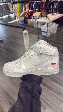 Nike Air Force 1 Mid Supreme White