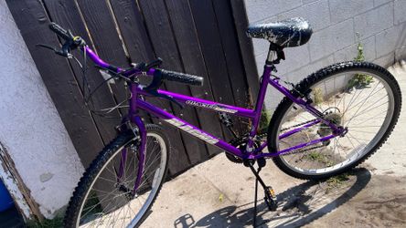Dynacraft Magna Glacier Point Mountain bike, 24”