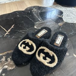 Gucci Authentic Slippers 