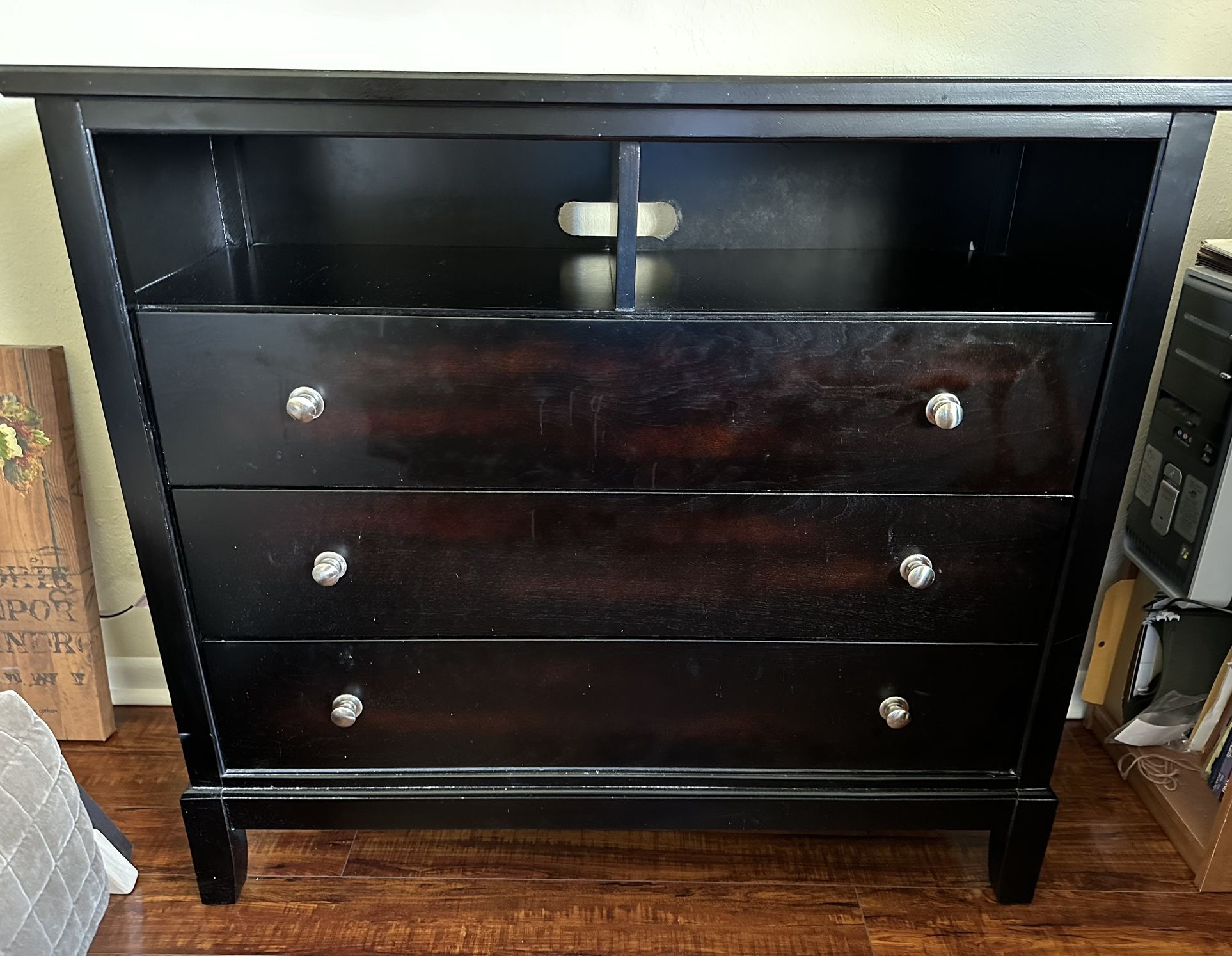 Media Chest (TV Stand) 