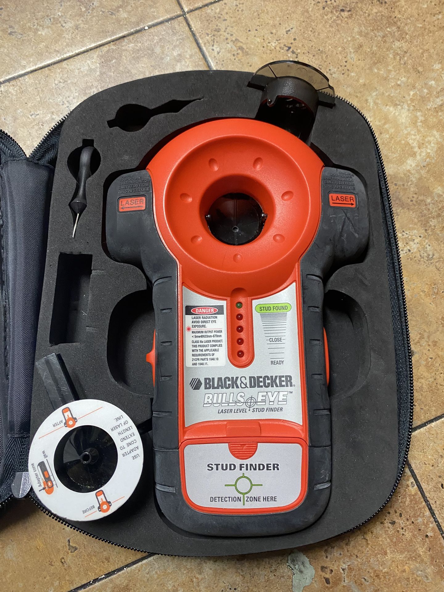 Láser Y Detector De Madera Black&Decker