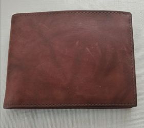 Buxton leather wallet like new