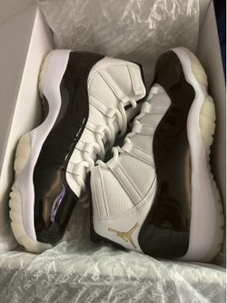 JORDAN 12 GRATITUDE SIZE 11