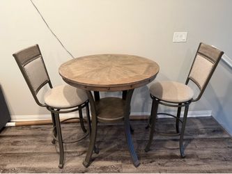 Powell Franklin counter height table with two stools