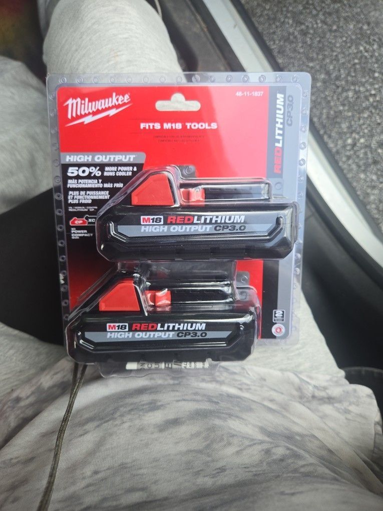 Milwaukee 2 Pack M18 Battery Packs