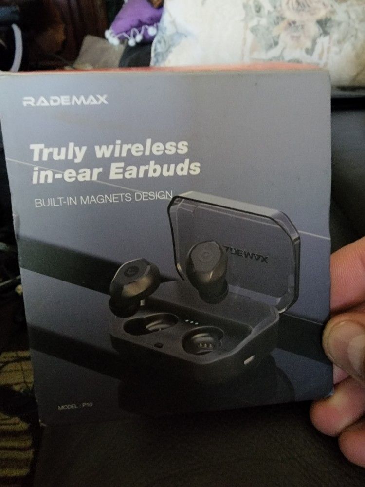 RADEMAX P10 EARBUDS
- Brand NEW